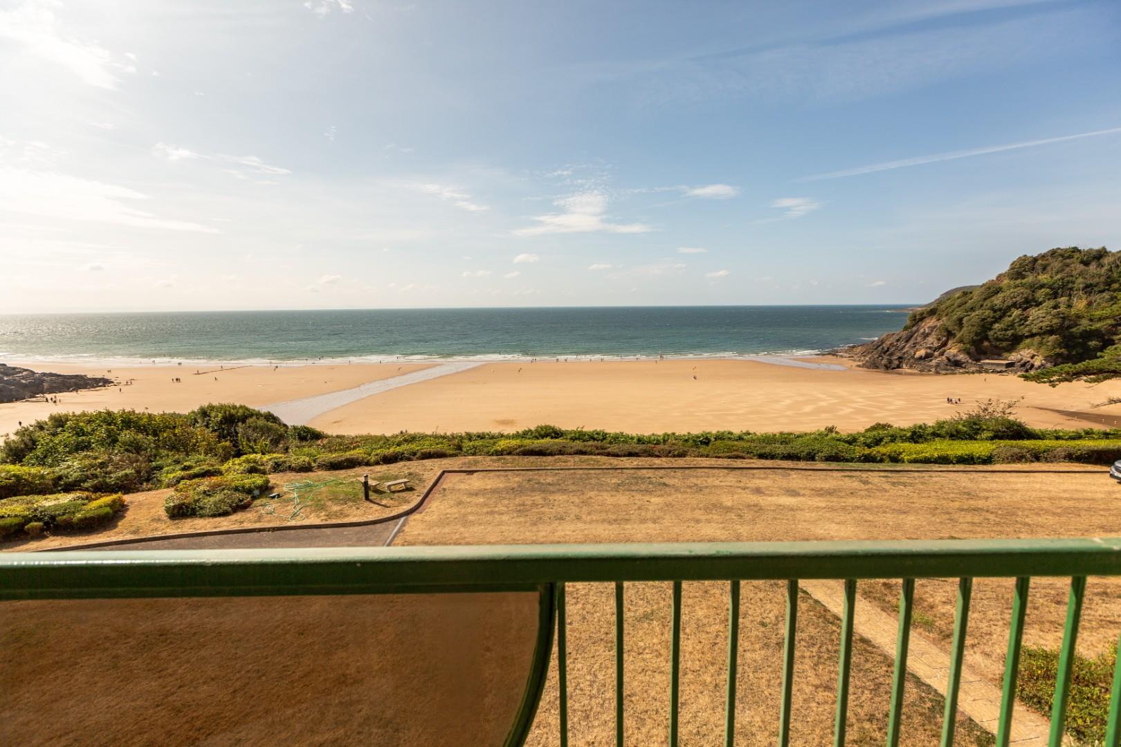 Caswell Bay Court, Caswell Road, Caswell, Swansea, SA3 4RY